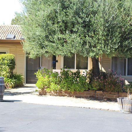 Little European Lodge Carmel Valley Exterior photo