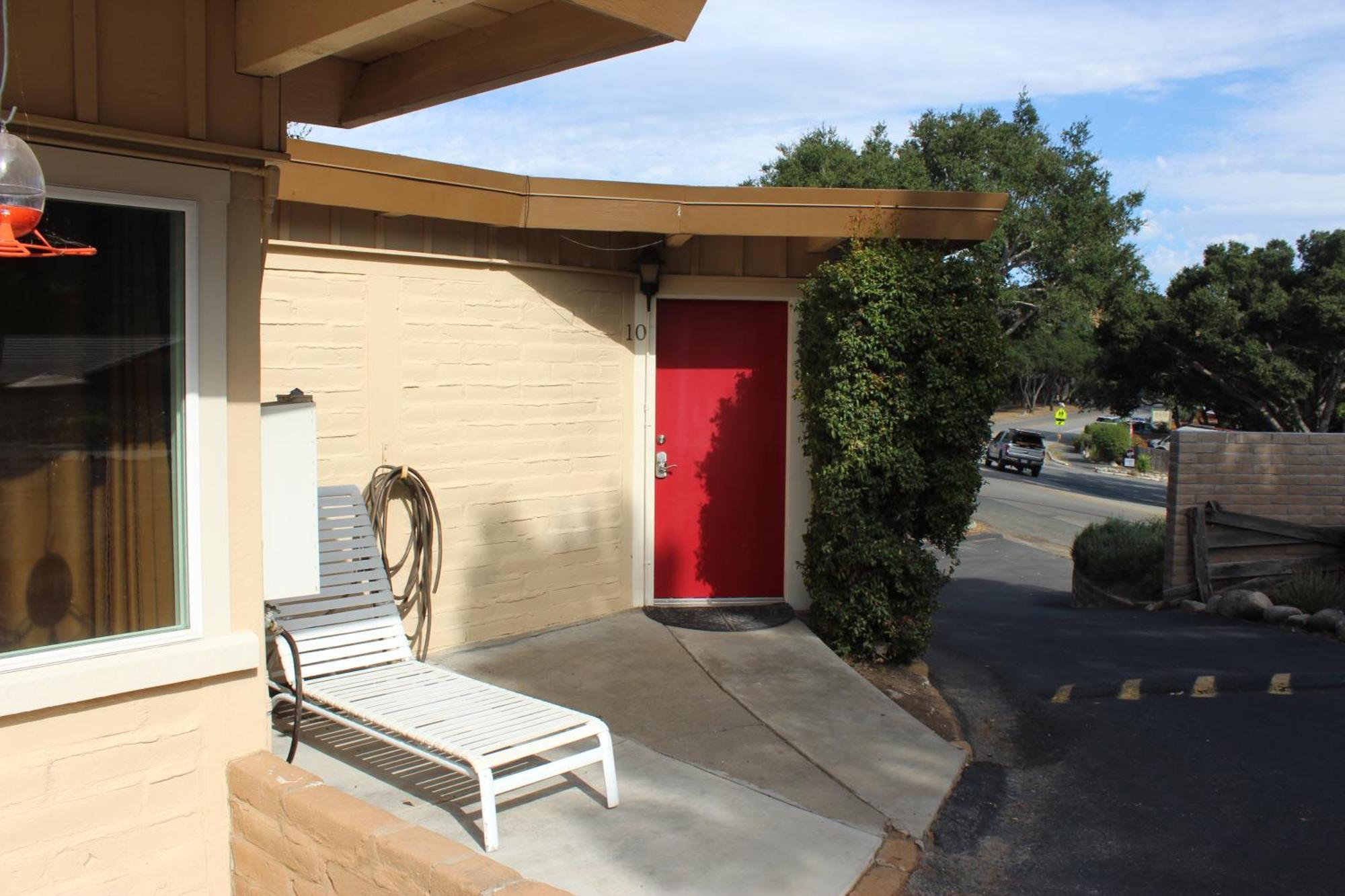 Little European Lodge Carmel Valley Exterior photo