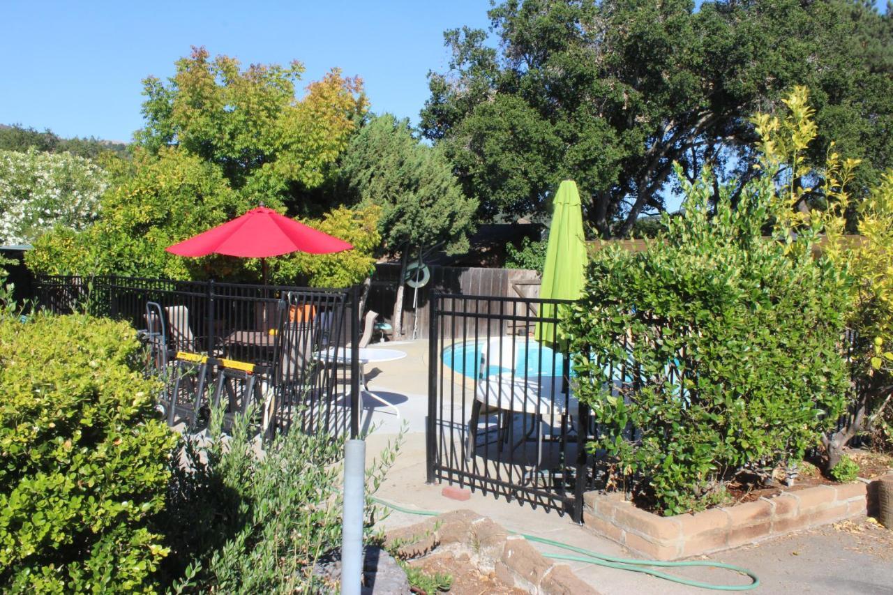 Little European Lodge Carmel Valley Exterior photo